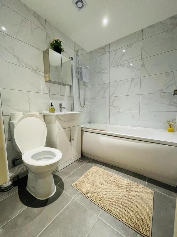 Lovely 2 Bedroom Serviced Apartment In Londýn Exteriér fotografie