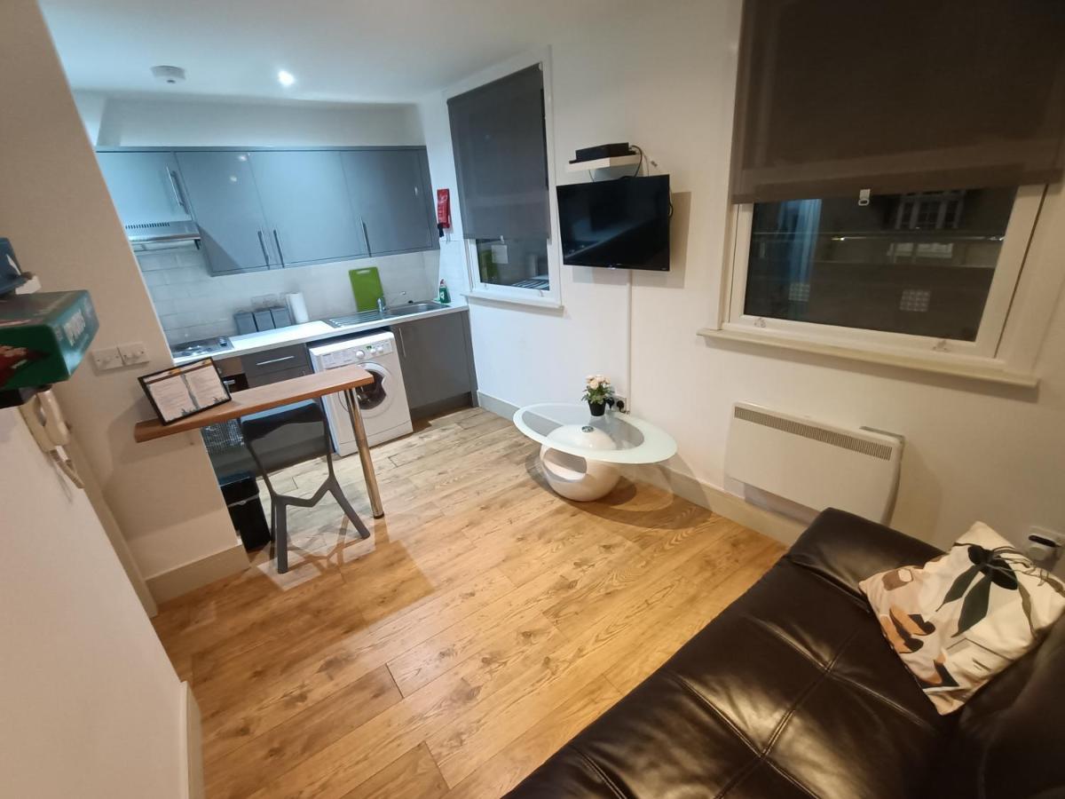 Lovely 2 Bedroom Serviced Apartment In Londýn Exteriér fotografie